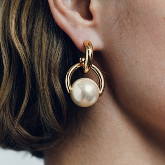 Zara Jewelry - ZARA Pearl Hoop Earrings